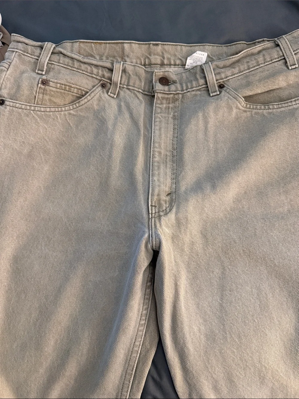 Levi's 550 Relaxed Fit Jeans - Beige